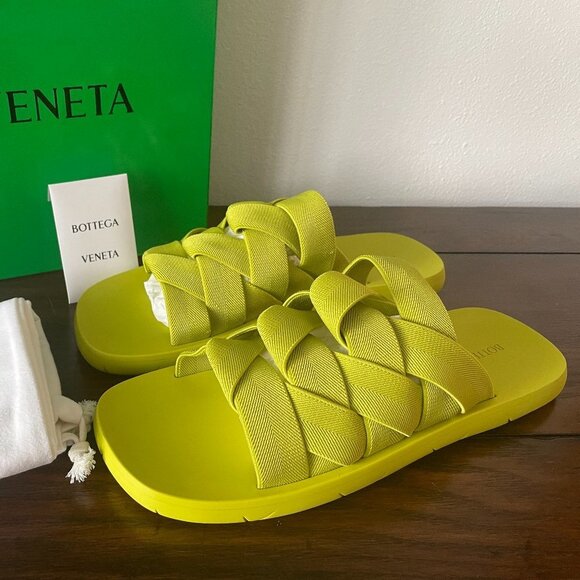 Bottega Veneta | Shoes | Bottega Veneta Mens Plat Slide  display picture 2